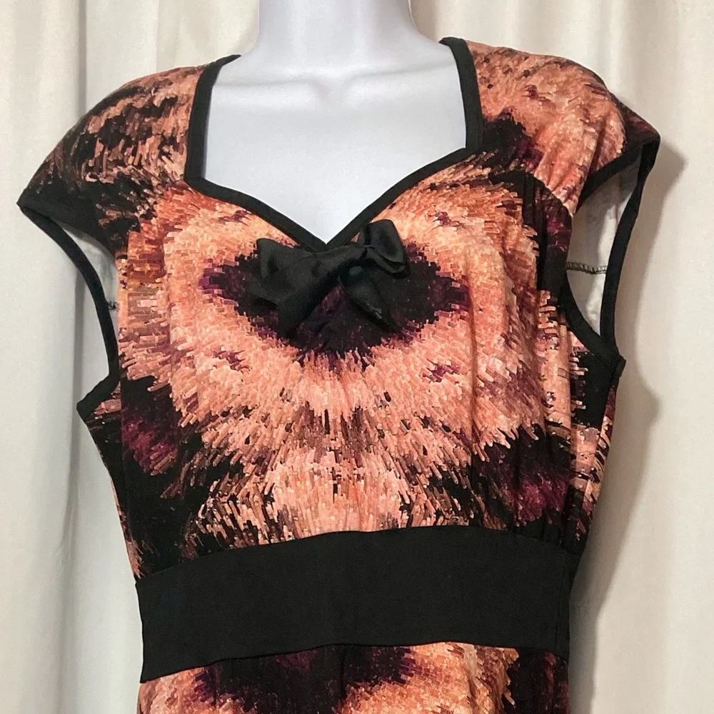 Brand new Damzels Retro-inspired Rose Quartz dress - Picture 2 of 3